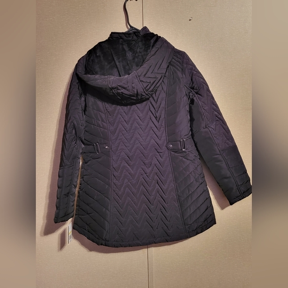 2 Jackets! 2 Jackets! Quilt Jacket- Gallery New York and Flannel Plaid Jacket - Picture 3 of 8